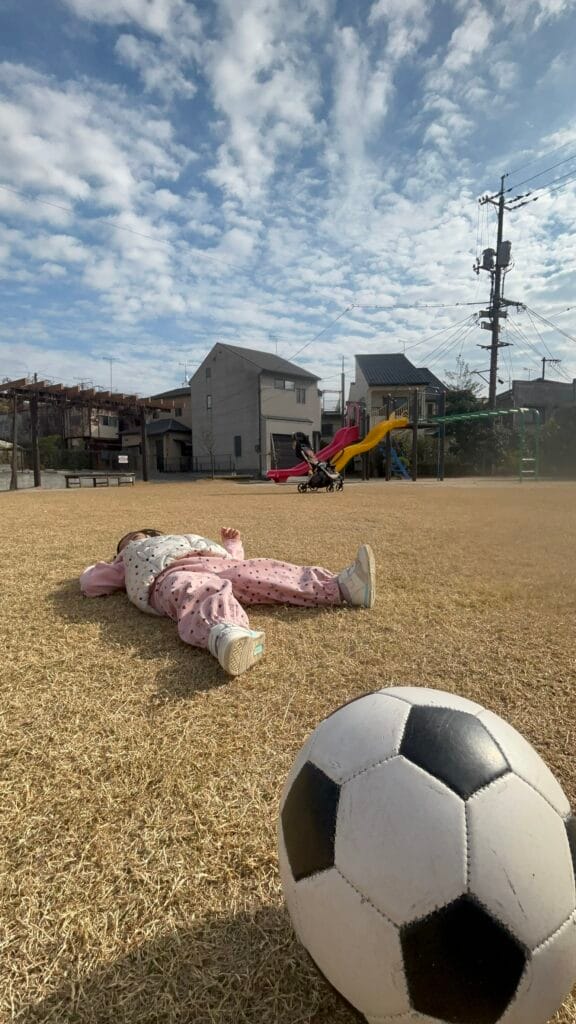 JPE日本幼兒園遊學 廣島縣竹原市 在公園曬太陽一景